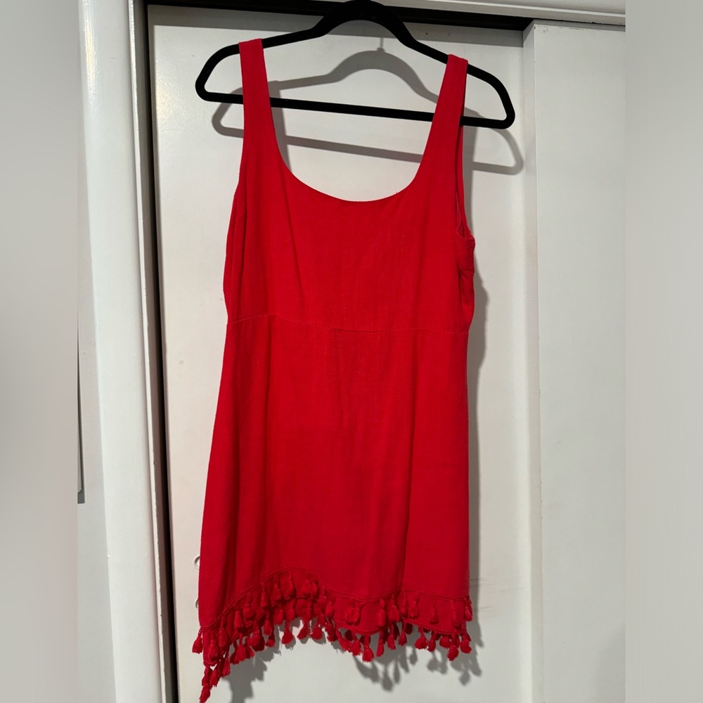 Lulu red dress